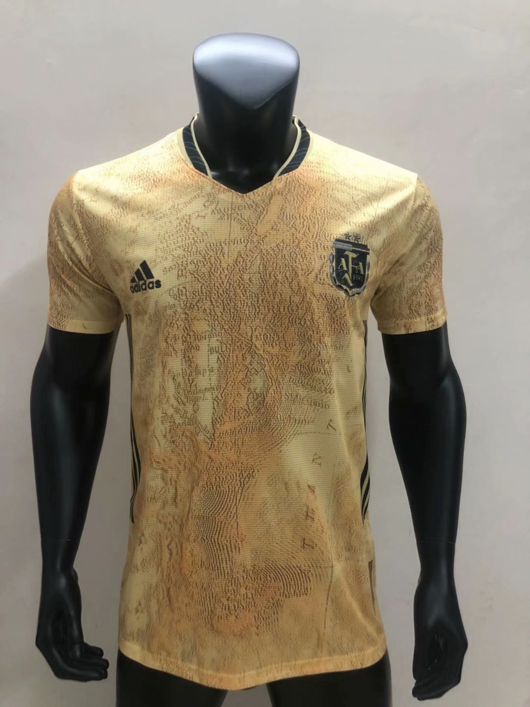 21-22 Argentina Gold Commemorative Edition Man Soccer Football Kit