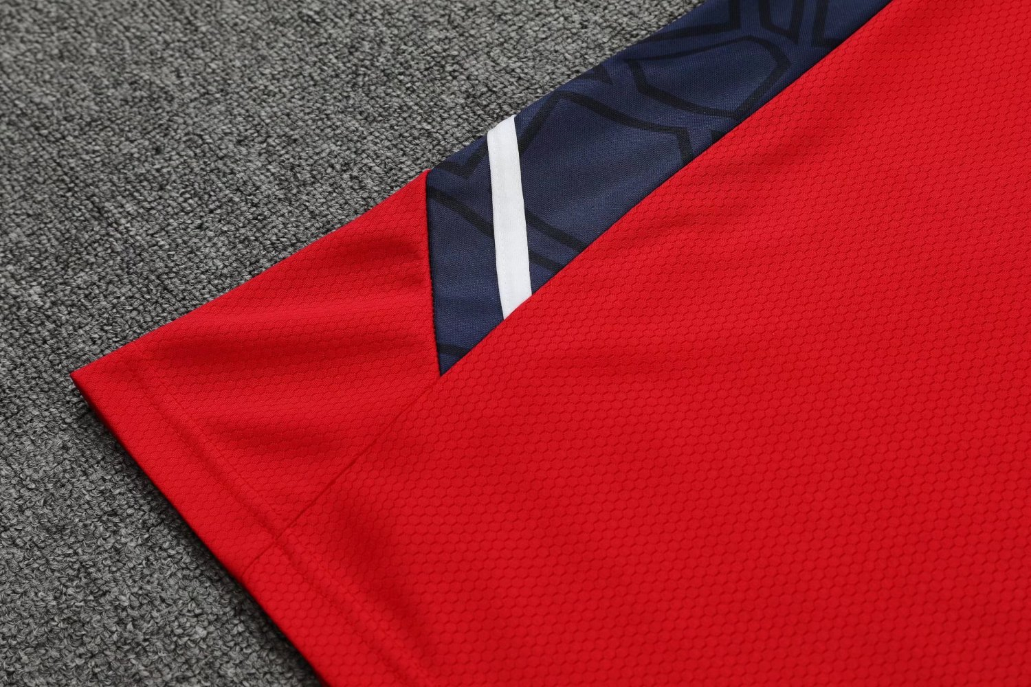 22-23 Arsenal Red Soccer Football Training Kit (Singlet + Shorts) Man