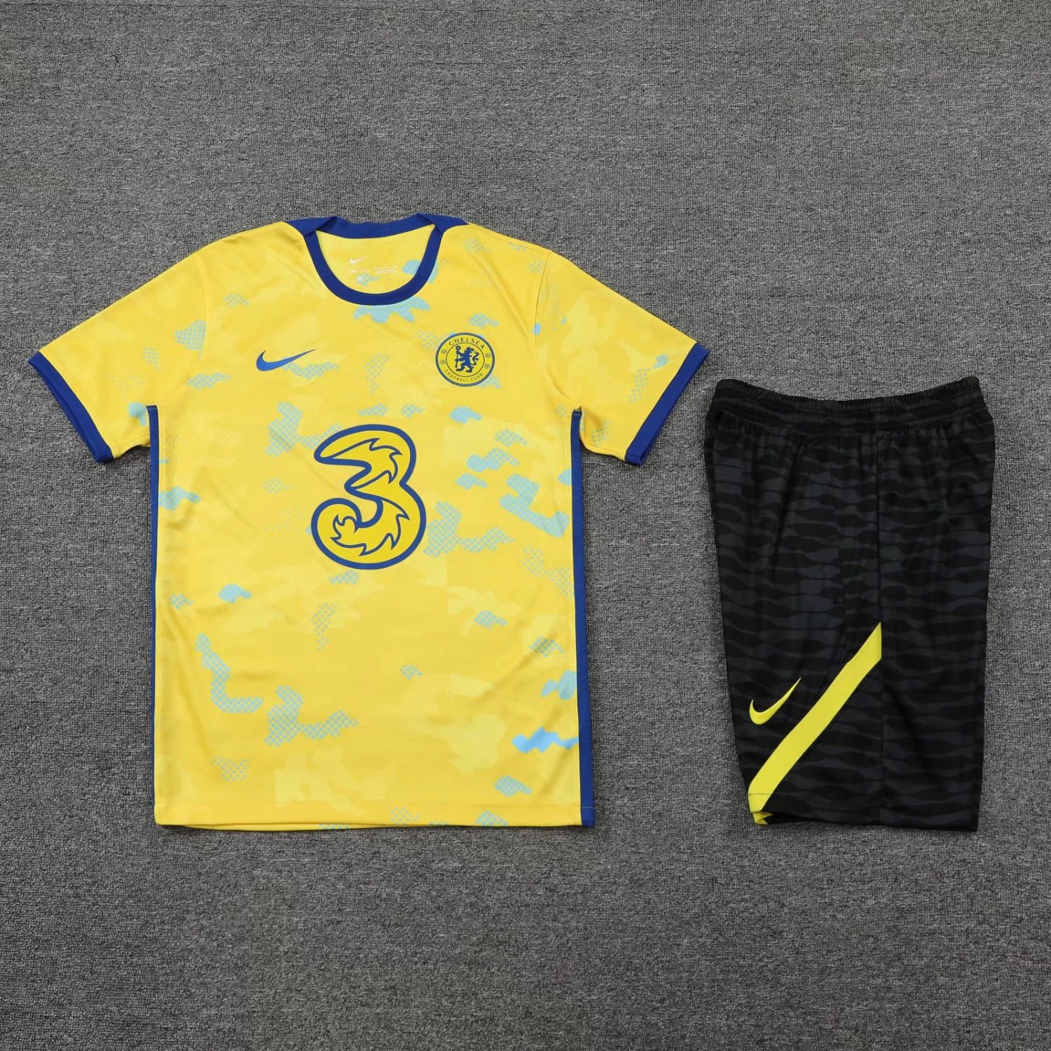 22-23 Chelsea Yellow Short Soccer Football Training Kit ( Top + Short ) Man